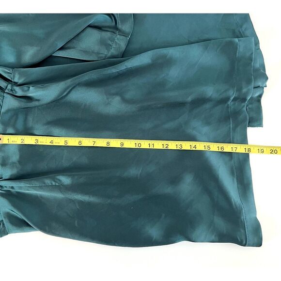 Dynamite Dress Emerald Green Long Sleeved Satin Women's L - Picture 7 of 8